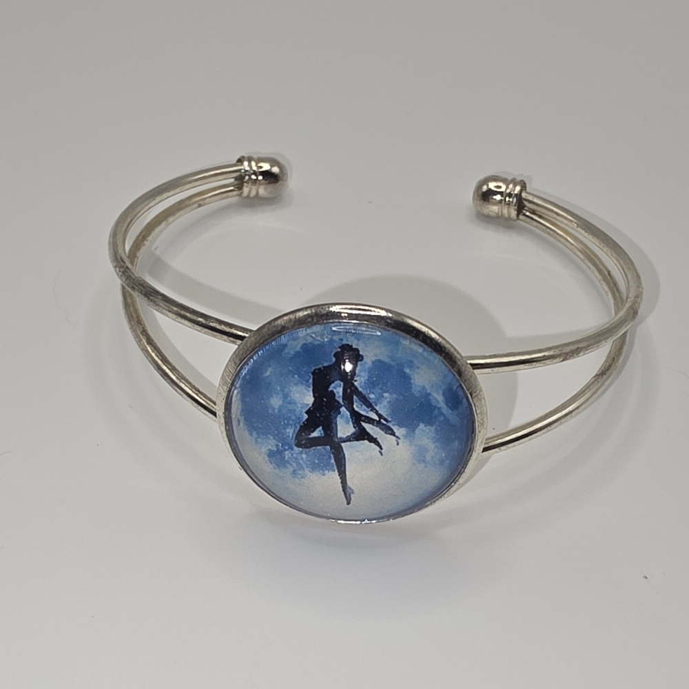 10 for $25!!!Silver Cuff Dancer Bracelet new